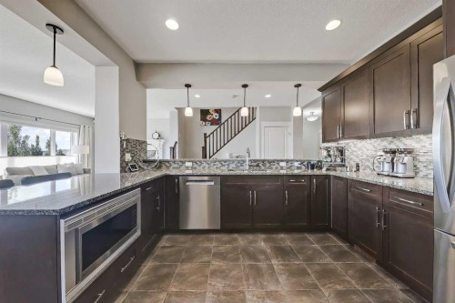 64 Heritage Green, Cochrane, AB 