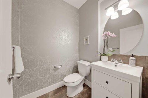 64 Heritage Green, Cochrane, AB 