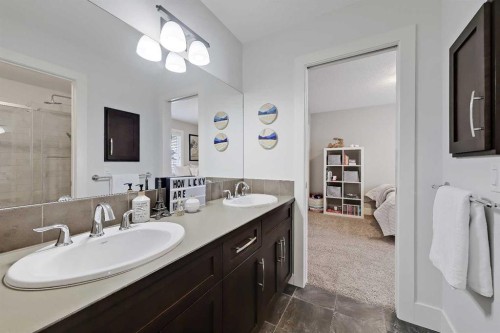 64 Heritage Green, Cochrane, AB 