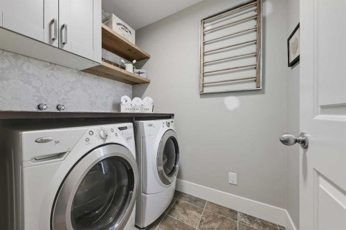64 Heritage Green, Cochrane, AB 