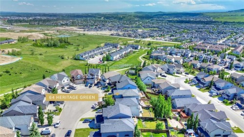 64 Heritage Green, Cochrane, AB 