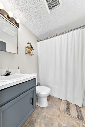 12 Aspen Crescent Se, Airdrie, AB 