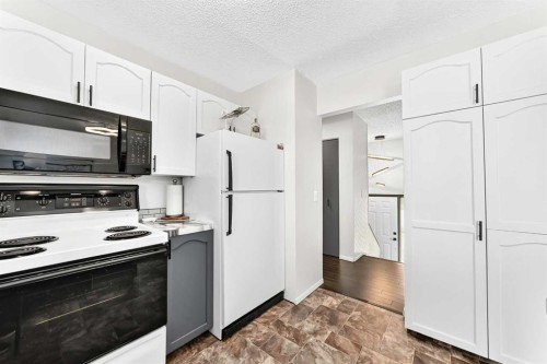 12 Aspen Crescent Se, Airdrie, AB 
