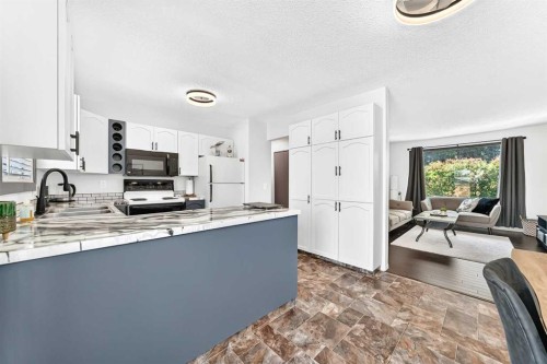 12 Aspen Crescent Se, Airdrie, AB 