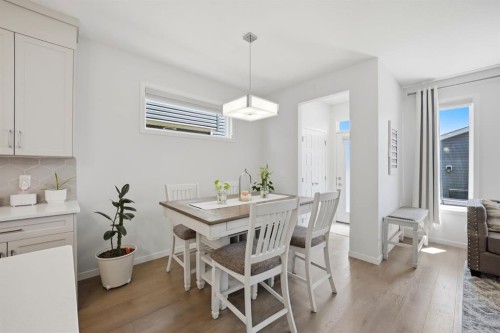 908 West Lakeview Drive, Chestermere, AB 