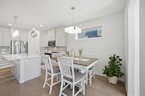 908 West Lakeview Drive, Chestermere, AB 