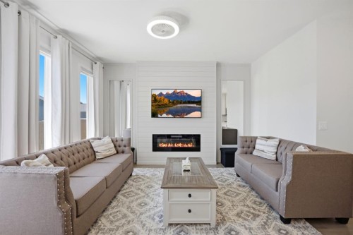 908 West Lakeview Drive, Chestermere, AB 