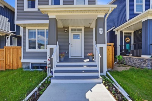 908 West Lakeview Drive, Chestermere, AB 