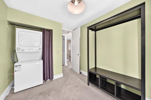 55 Doverglen Crescent Se, Calgary, AB 