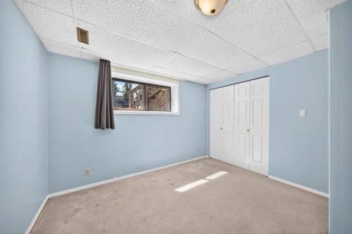 55 Doverglen Crescent Se, Calgary, AB 