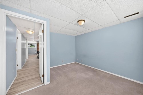 55 Doverglen Crescent Se, Calgary, AB 