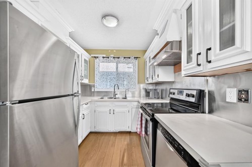 55 Doverglen Crescent Se, Calgary, AB 