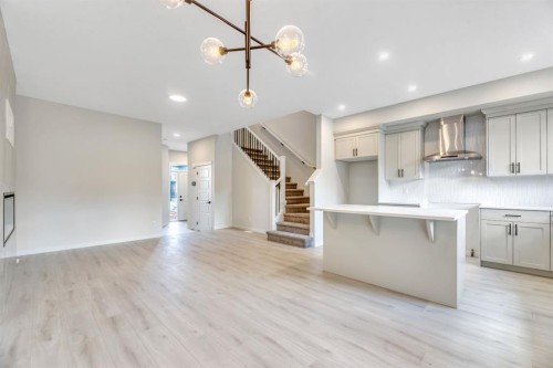 292 Marmot Grove Nw, Calgary, AB 