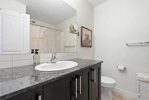 29 Legacy Path Se, Calgary, AB 