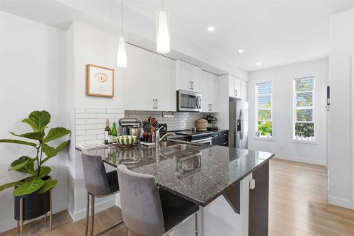 29 Legacy Path Se, Calgary, AB 