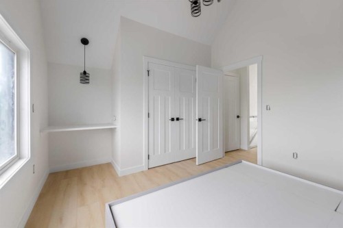 2020 12 Avenue Sw, Calgary, AB 