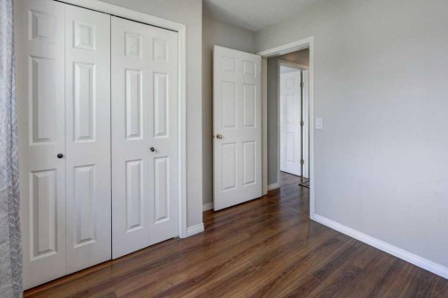 8034 24 Street Se, Calgary, AB 