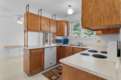 905 6 Street Se, High River, AB 