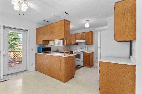 905 6 Street Se, High River, AB 