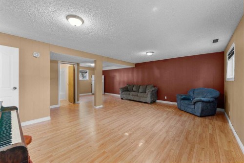 905 6 Street Se, High River, AB 