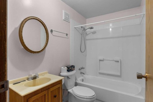 905 6 Street Se, High River, AB 