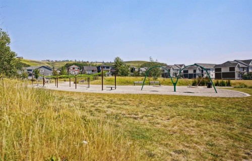 310 Cranbrook Square Se, Calgary, AB 