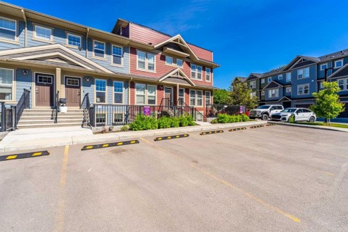 310 Cranbrook Square Se, Calgary, AB 