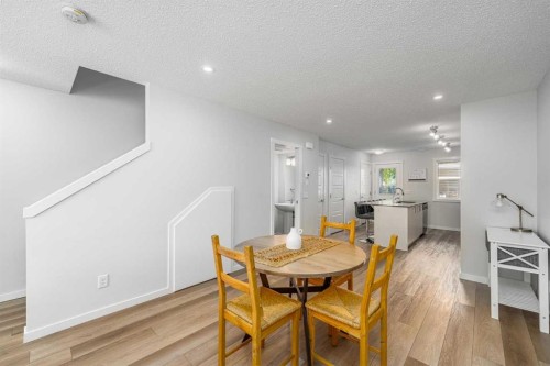 310 Cranbrook Square Se, Calgary, AB 