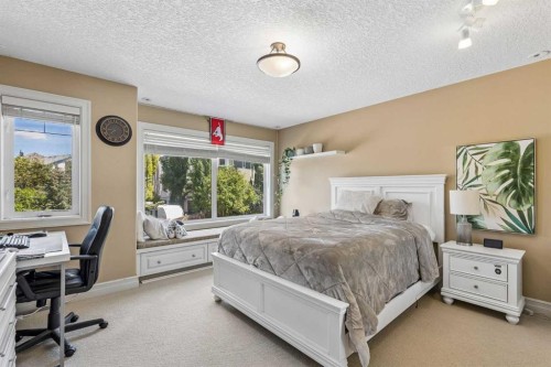 73 Hidden Creek Park Nw, Calgary, AB 