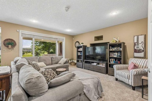 73 Hidden Creek Park Nw, Calgary, AB 