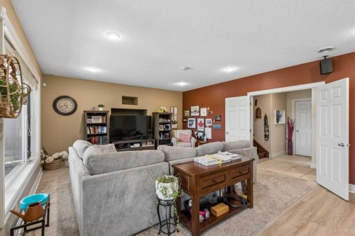 73 Hidden Creek Park Nw, Calgary, AB 