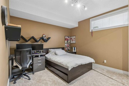 73 Hidden Creek Park Nw, Calgary, AB 
