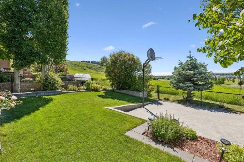 73 Hidden Creek Park Nw, Calgary, AB 