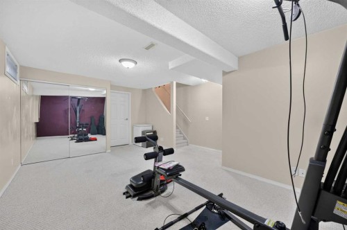 22 Rivercrest Way Se, Calgary, AB 
