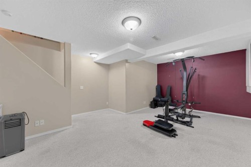 22 Rivercrest Way Se, Calgary, AB 