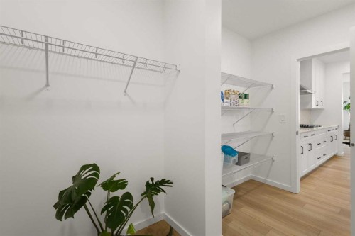50 Royston Terrace Nw, Calgary, AB - Indoor With Storage