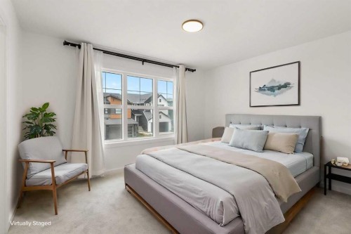 50 Royston Terrace Nw, Calgary, AB - Indoor Photo Showing Bedroom