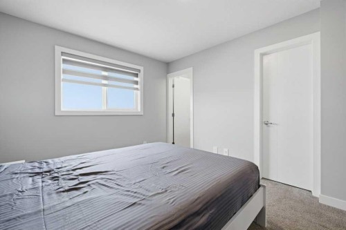 151 Creekstone Way Sw, Calgary, AB 