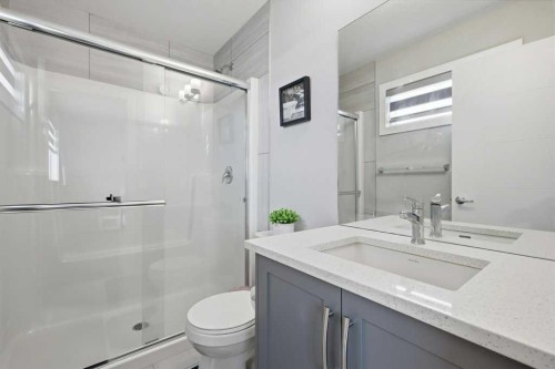 151 Creekstone Way Sw, Calgary, AB 