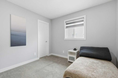 151 Creekstone Way Sw, Calgary, AB 