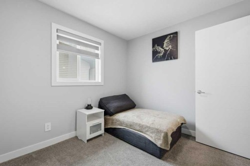 151 Creekstone Way Sw, Calgary, AB 