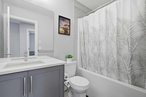 151 Creekstone Way Sw, Calgary, AB 