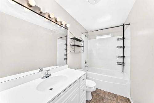 2028 Westmount Road Nw, Calgary, AB 