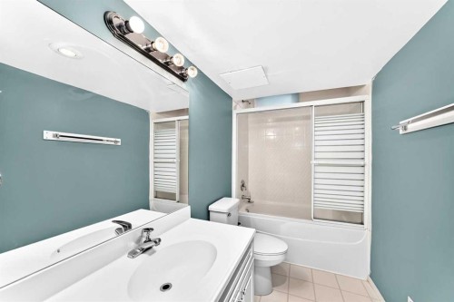 2028 Westmount Road Nw, Calgary, AB 