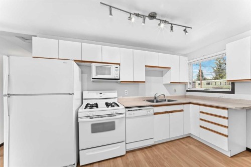 2028 Westmount Road Nw, Calgary, AB 