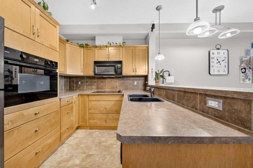 323-3111 34 Avenue Nw, Calgary, AB 