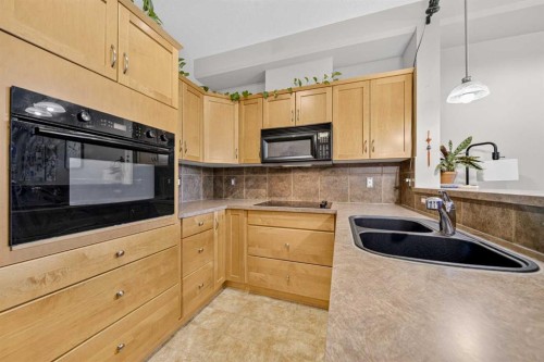 323-3111 34 Avenue Nw, Calgary, AB 