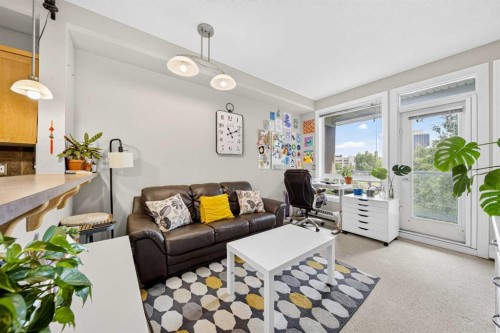 323-3111 34 Avenue Nw, Calgary, AB 