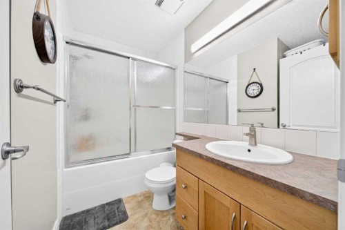 323-3111 34 Avenue Nw, Calgary, AB 