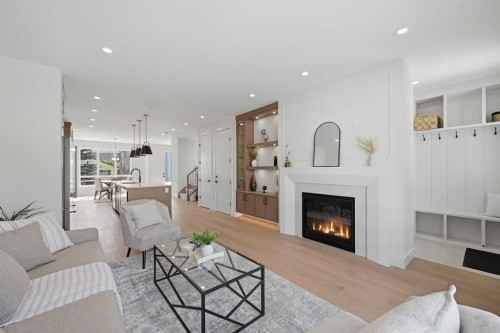 8140 47 Avenue Nw, Calgary, AB 